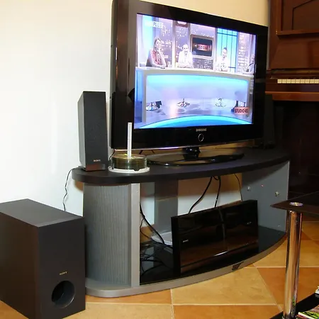 Apartment Artistic Split