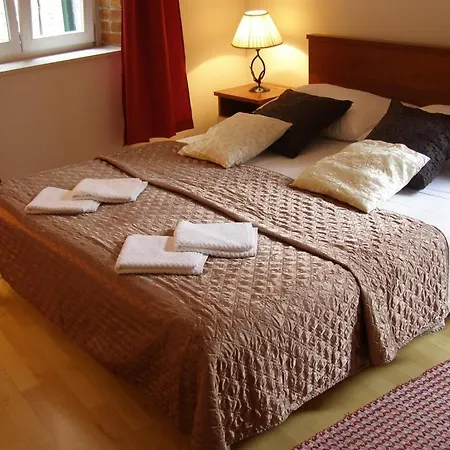 Artistic Apartment