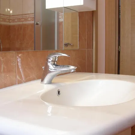 斯普利特艺术公寓酒店 斯普利特